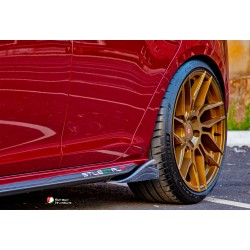 Επεκτάσεις carbon πλαϊνών μαρσπιέ της Stile Italia για Alfa Romeo Giulietta (Type 940)